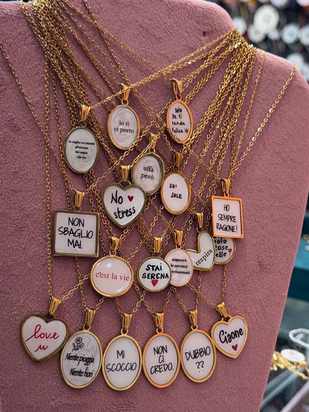Collana Medaglie Scritta