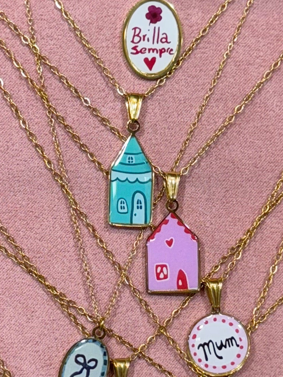 Collana Casina